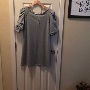 Adorable tunic. Soft, cozy and warm!